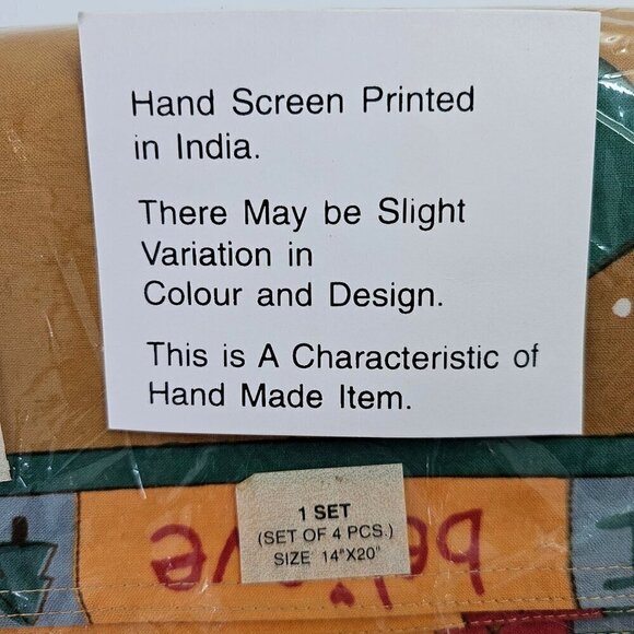 International Silver Co Christmas Placemats Hand Screened 100% Cotton Set 4 NEW - Picture 6 of 7